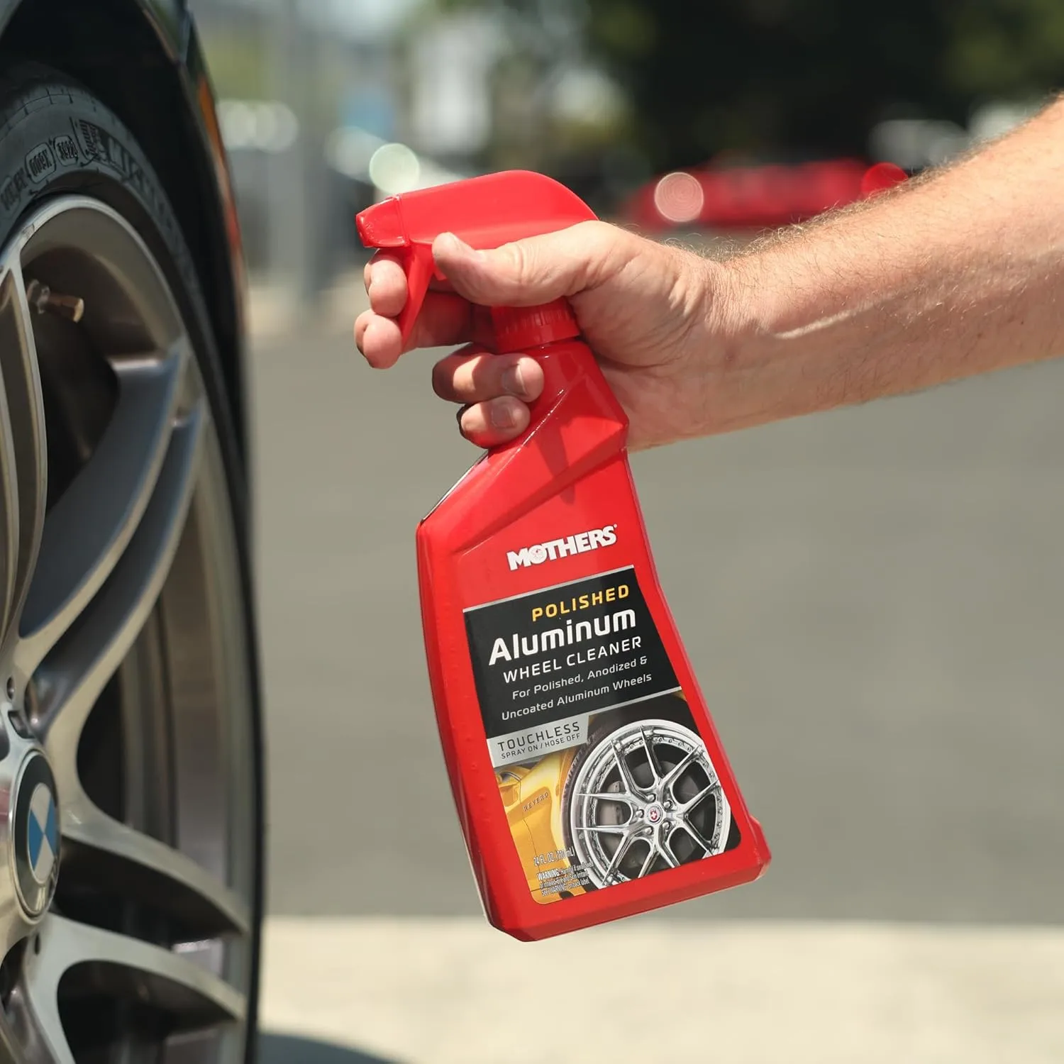 Mothers Polished Aluminum Wheel Cleaner, 24 oz. — Safely Cleans Uncoated Polished Aluminum & Anodized Wheels (06024)