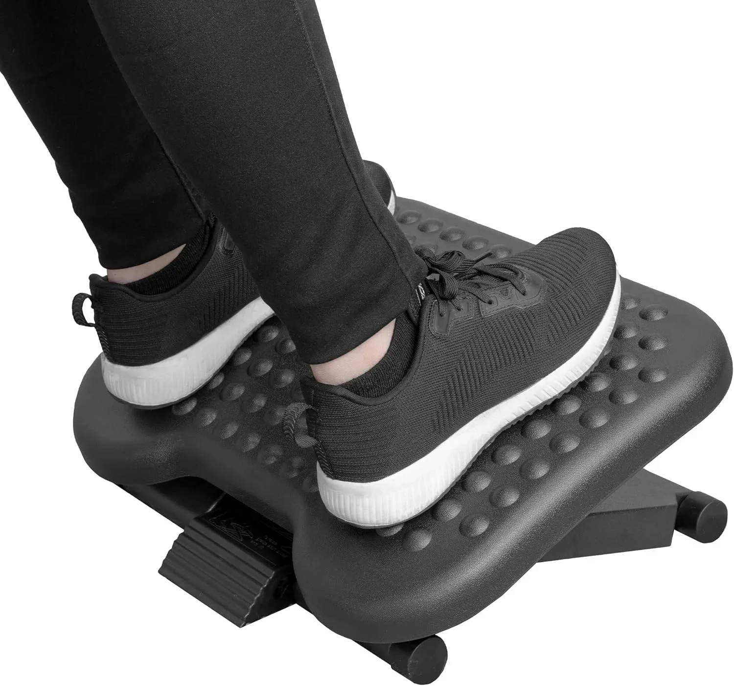 Mount-It! Ergonomic Under Desk Footrest with 3 Height Levels |Height Adjustable Tilting Foot Stool | Home Office Footrest