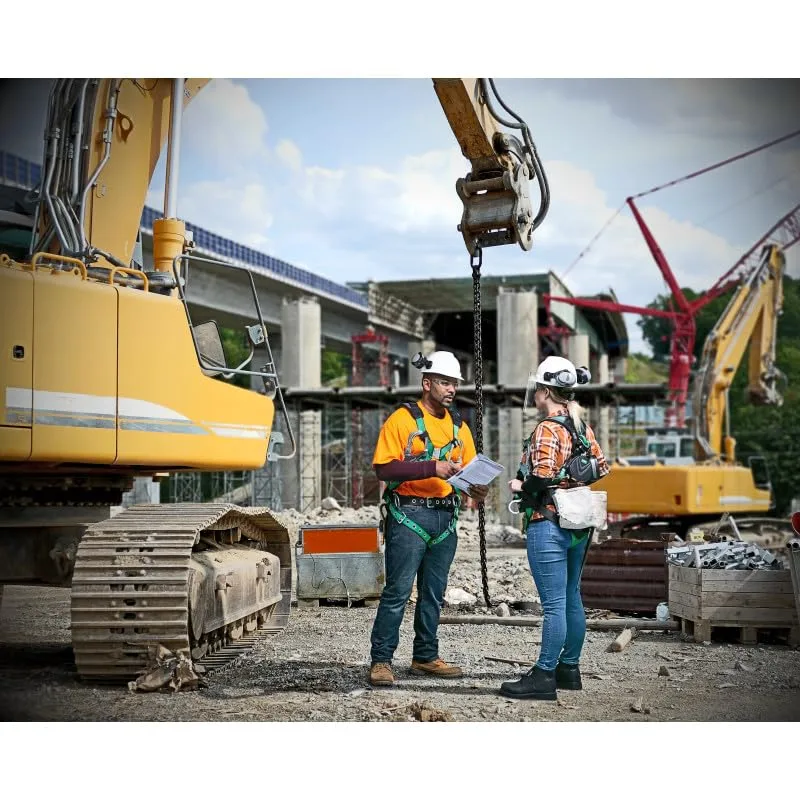 MSA V-Gard 500 Full-Brim Hard Hat with Fas-Trac III Ratchet Suspension