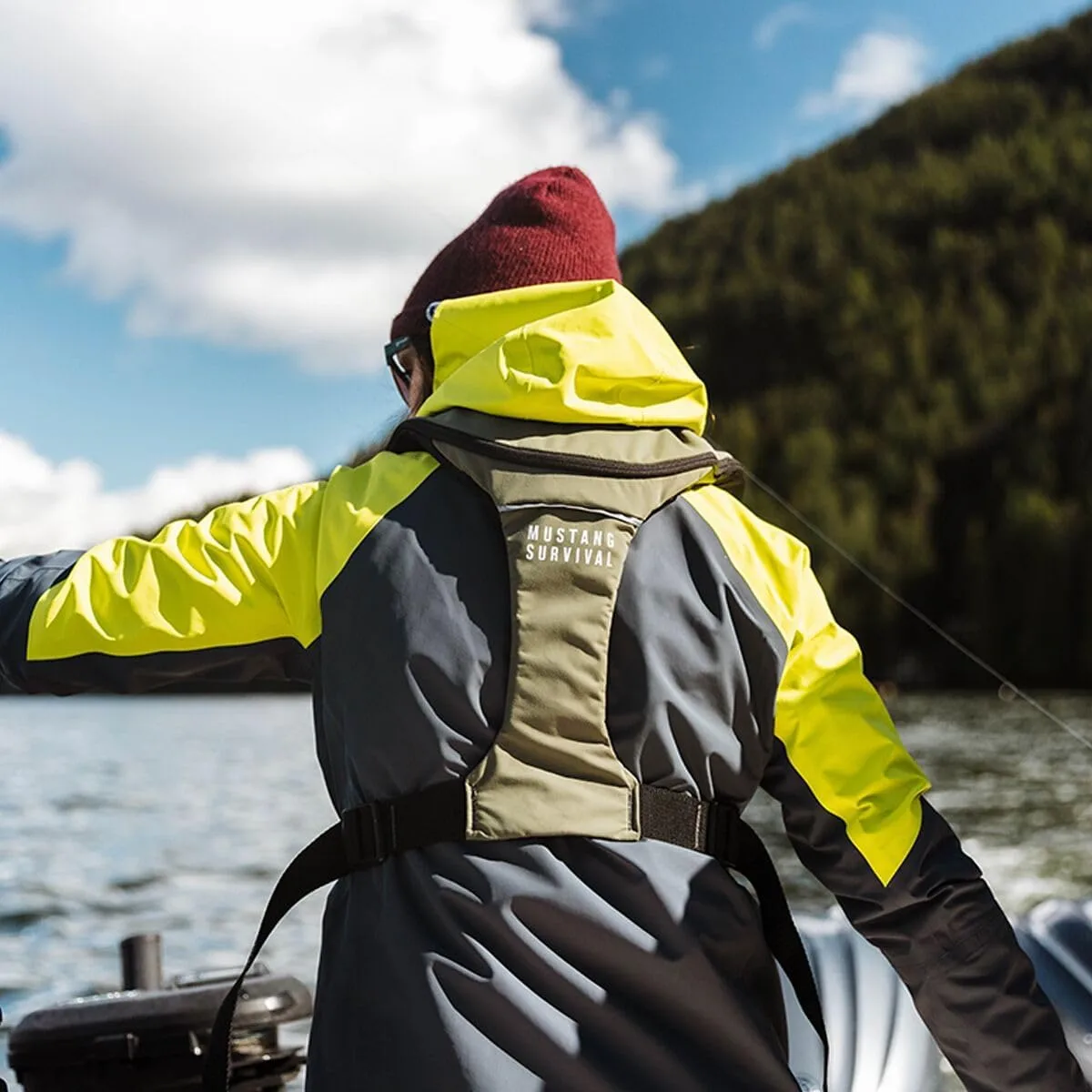 MUSTANG SURVIVAL Elite 120 Coastal Inflatable PFD