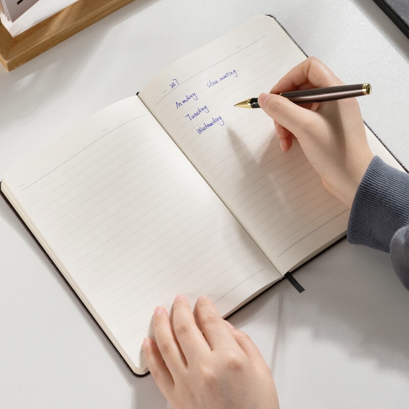 DELI N111L BUSINESS LEATHER COVER N/BOOK 70G 80SHTS A5 BROWN