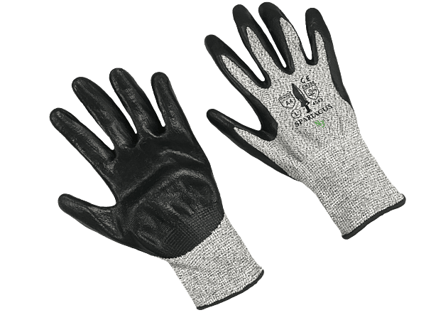 HPPE,cut resistant glove, black nitrile coated. cut 3.