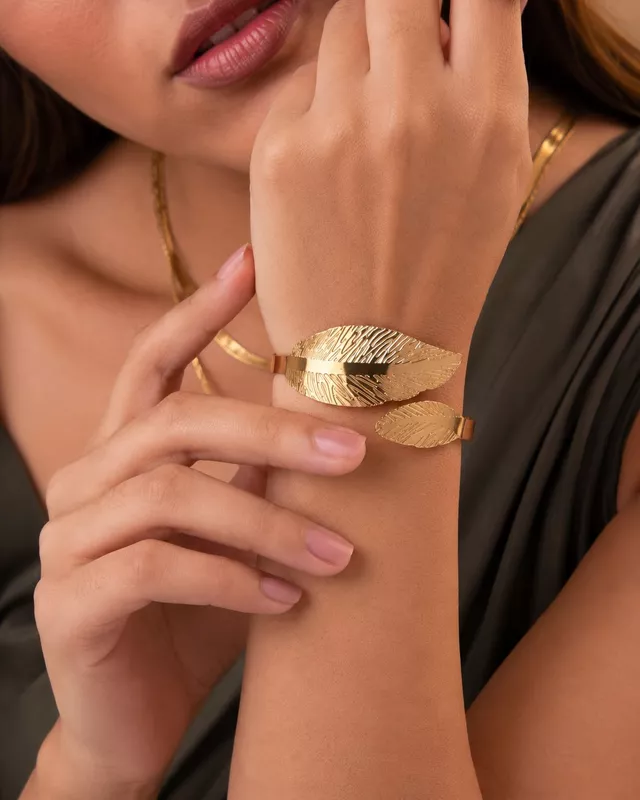 Textured Dual Leaf Gold Adjustable Cuff Bracelet