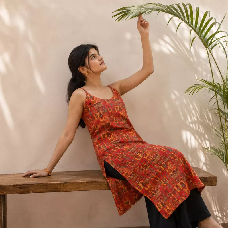 Women Rust Orange Geometric Printed Cotton Kurti Straight Fit Ethnic Wear | Navande