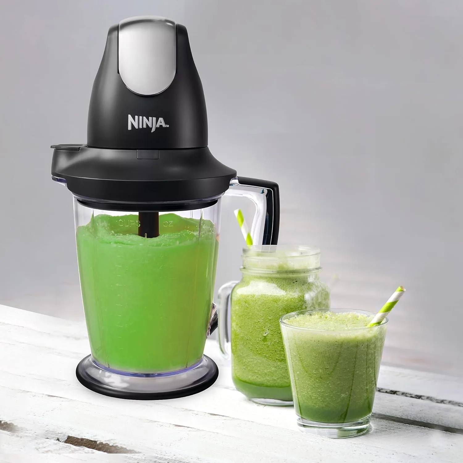 Ninja QB1004 Blender/Food Processor with 450-Watt Base, 48oz Pitcher, 16oz Chopper Bowl, and 40oz Processor Bowl for Shakes