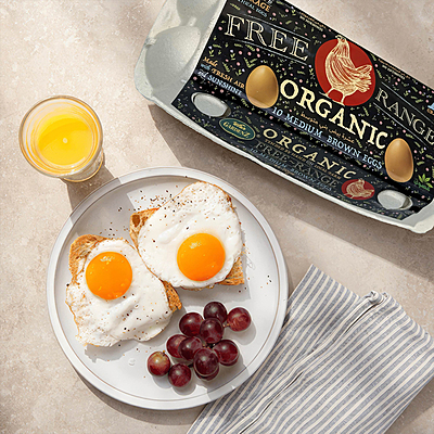 Pack of 10 Gardenz Free Range Organic Eggs - 44 to 70 gm each - No Antibiotics, No Hormones (Grade A)