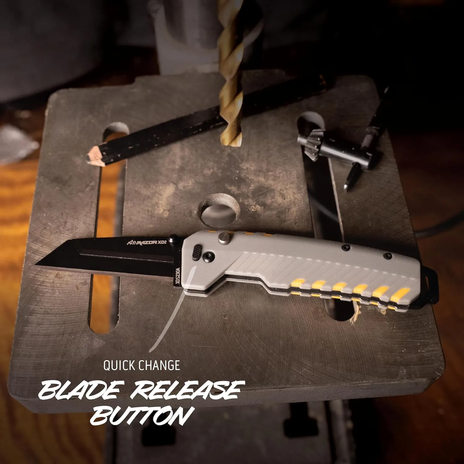 OUTDOOR EDGE Razor XD Folding Utility Knife 3" Replaceable Blades Pry Bar & Bottle Opener