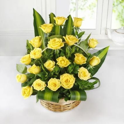 Basket of 20 Yellow Roses Basket of 20 Yellow Roses