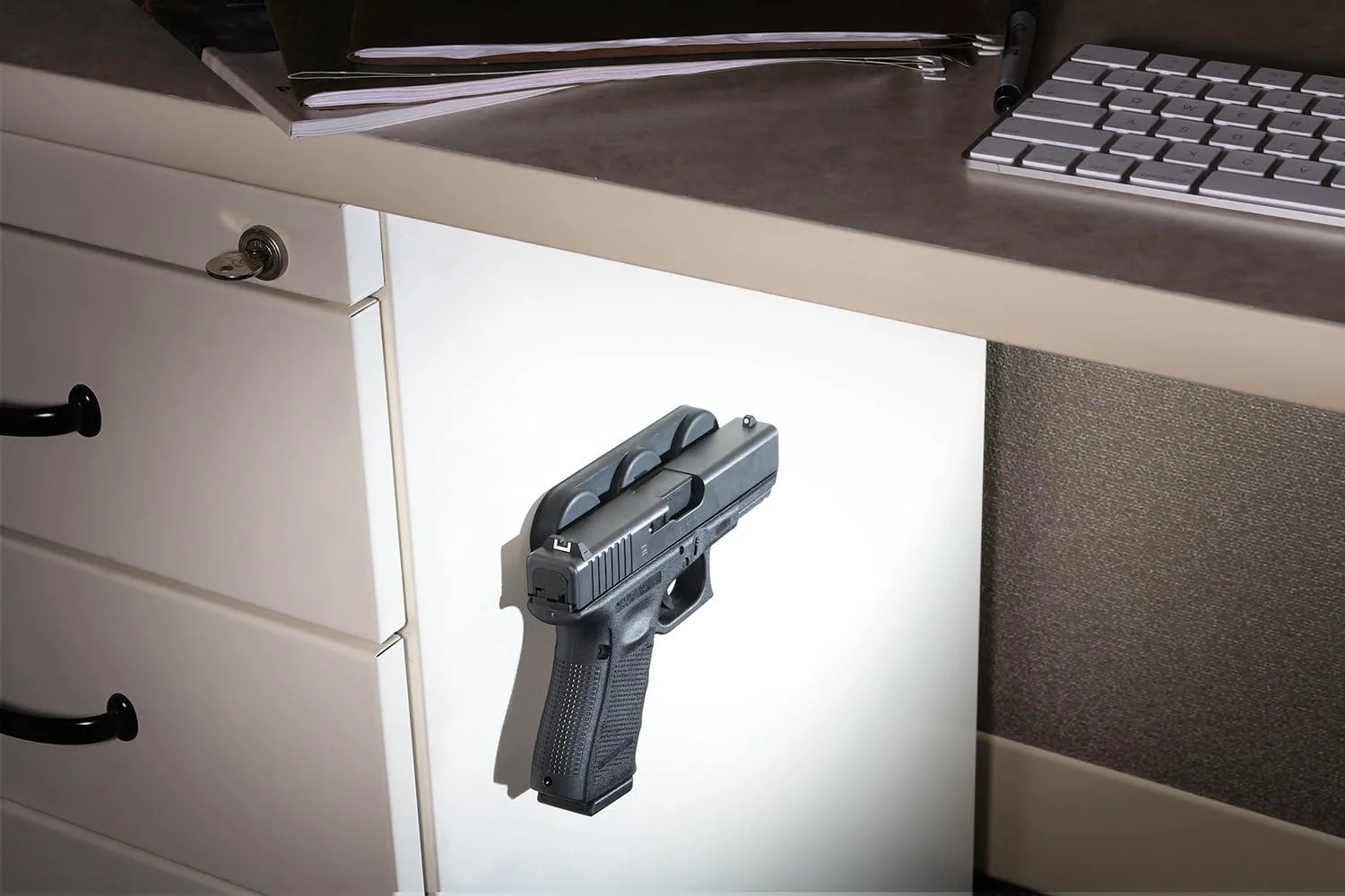 Pachmayr 03190 Pac-Mag Gun Storage Magnet, Matte Black