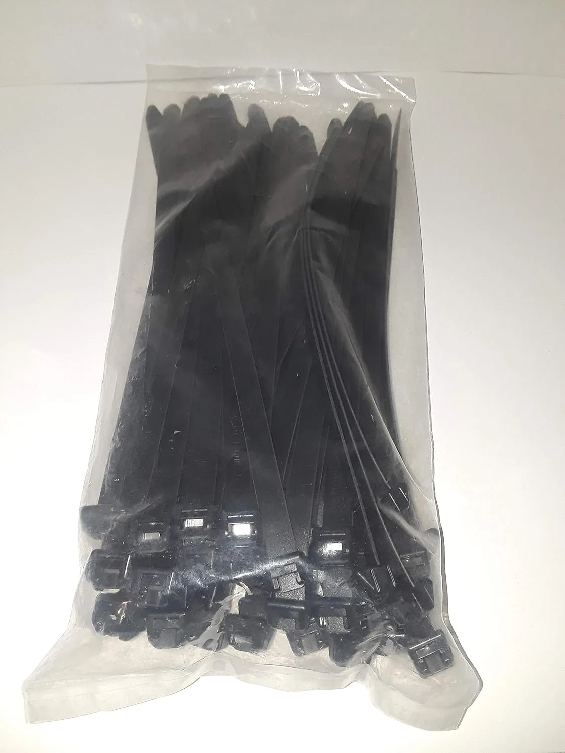 Panduit DT4EH-L0 Dura-Tycable Tie, Extra-Heavy, 13.5-Inch Length, Weather Resistant Acetal, Black (50-Pack)