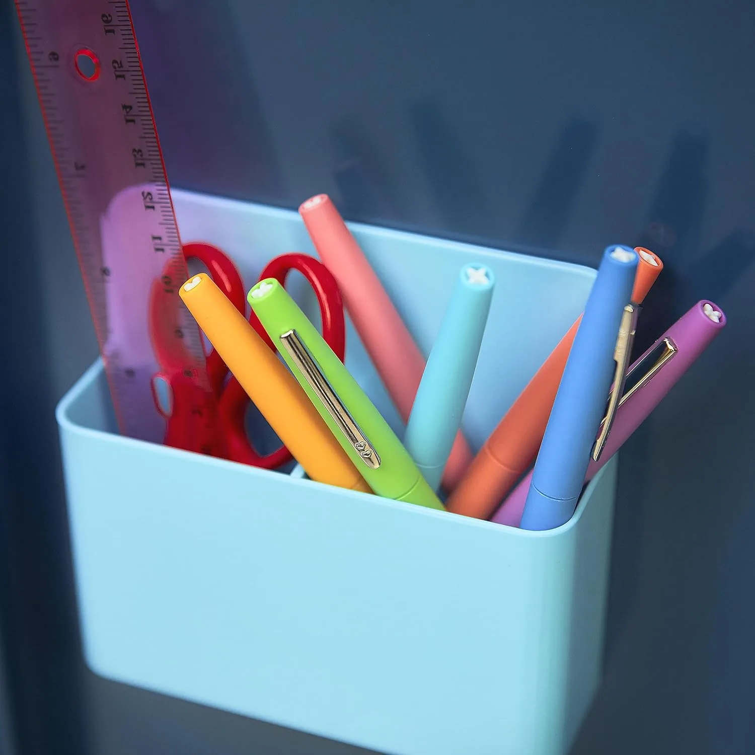 Paper Mate Flair Felt Tip Pens, Medium Point 0.7mm, Red, 12 Count