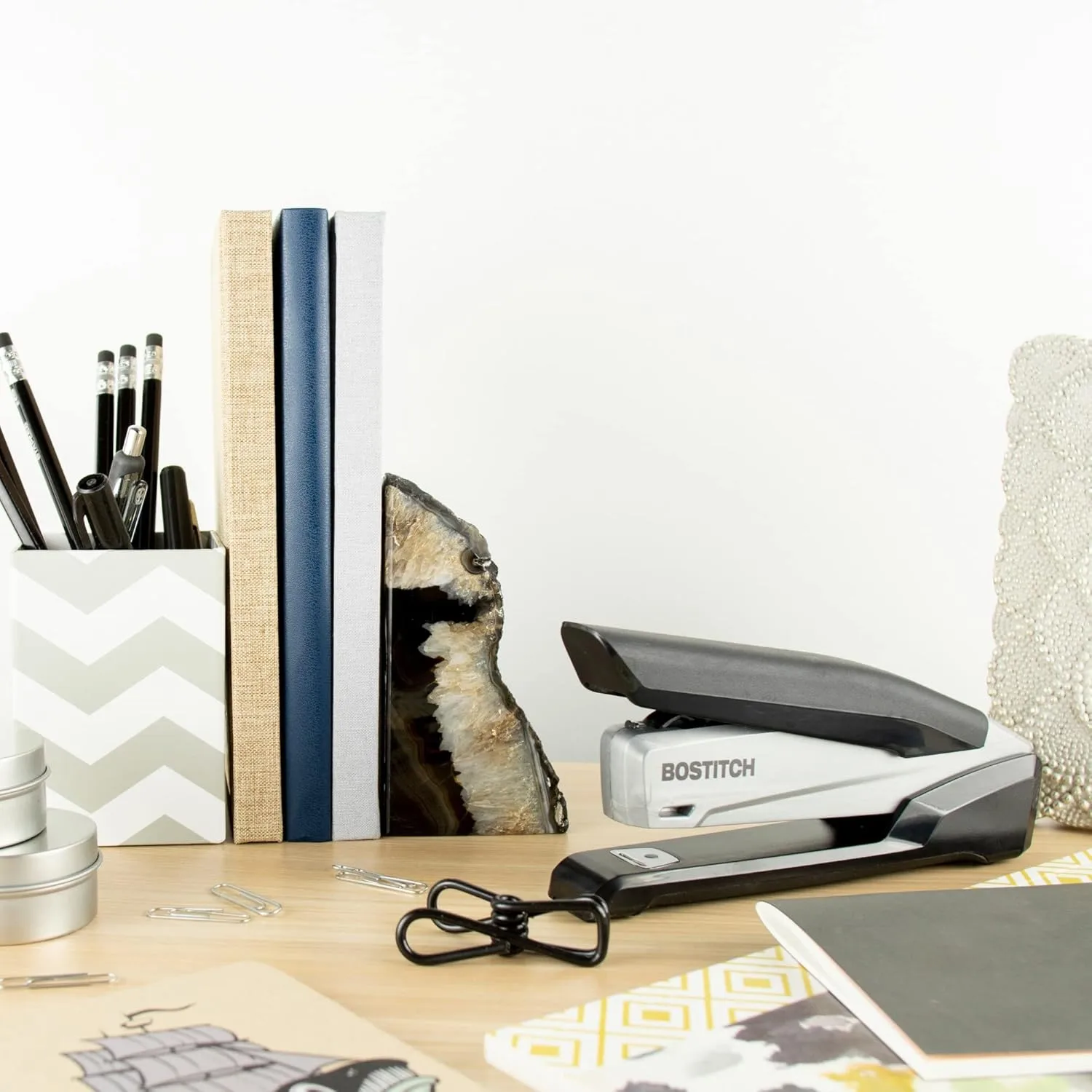 PaperPro / Bostitch One-Finger Spring-Powered Desktop Stapler