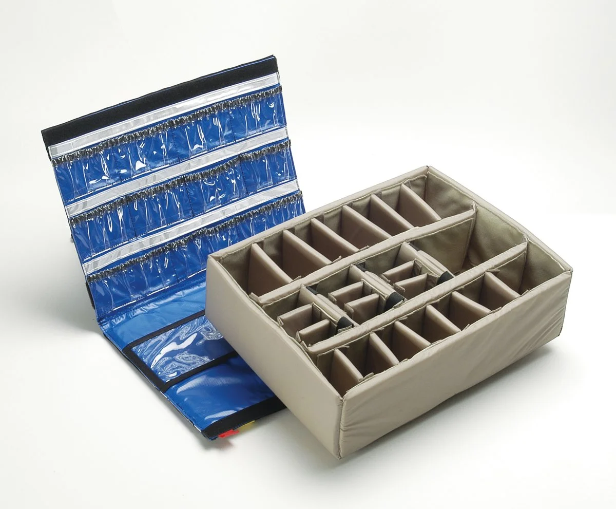 Pelican Products 1550-406-200 1555EMS Accessory Set and Lid Divider 1550 Cases (Black), One Size