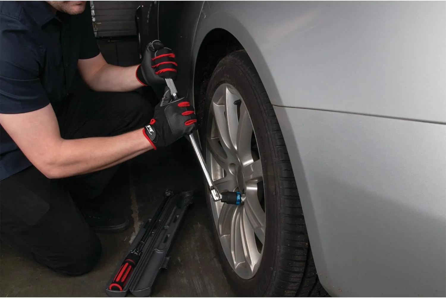 PERFORMANCE TOOL Flex Handle Breaker Bar