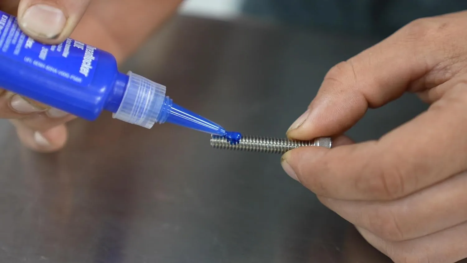 Permatex Medium Strength Threadlocker Blue Thread Lock & Screw Glue