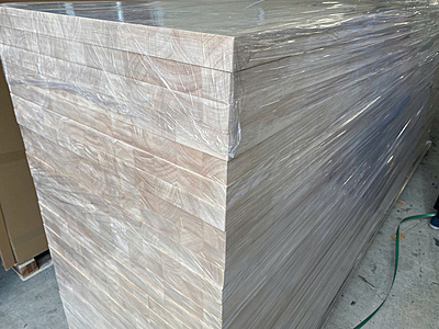 8ft Hevea Butcher Block 25iw