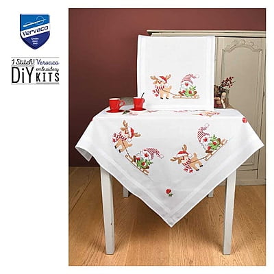 Runner Punto Croce prestampato con gnomi e renne Runner Punto Croce prestampato con gnomi e renne