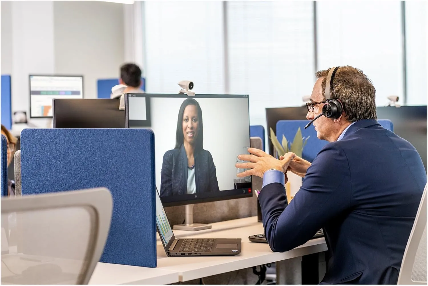 Poly Voyager 4320 UC Wireless Headset with Charge Stand and BT700 USB-A Adapter