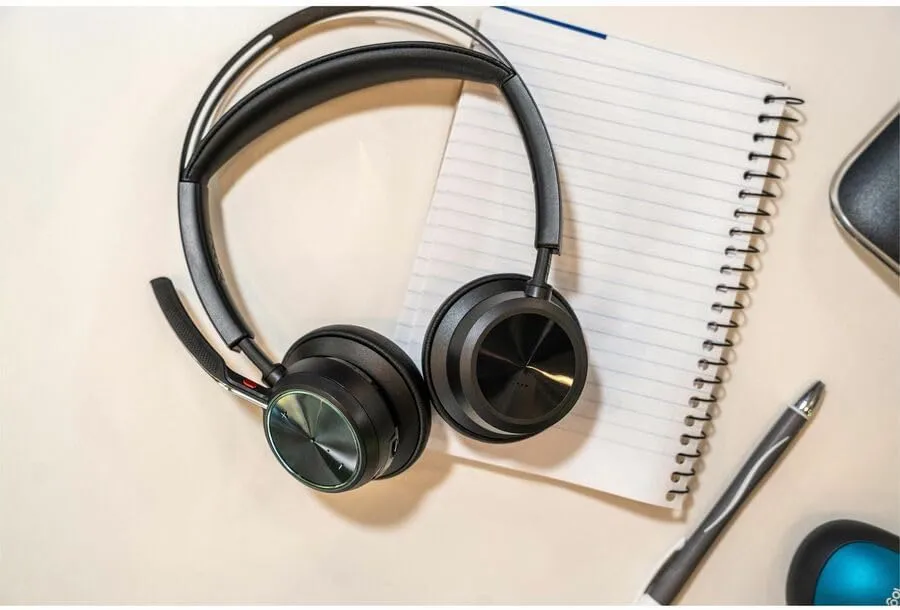 Poly Voyager Focus 2 USB-C-C Headset + USB-C/A Adapter TAA