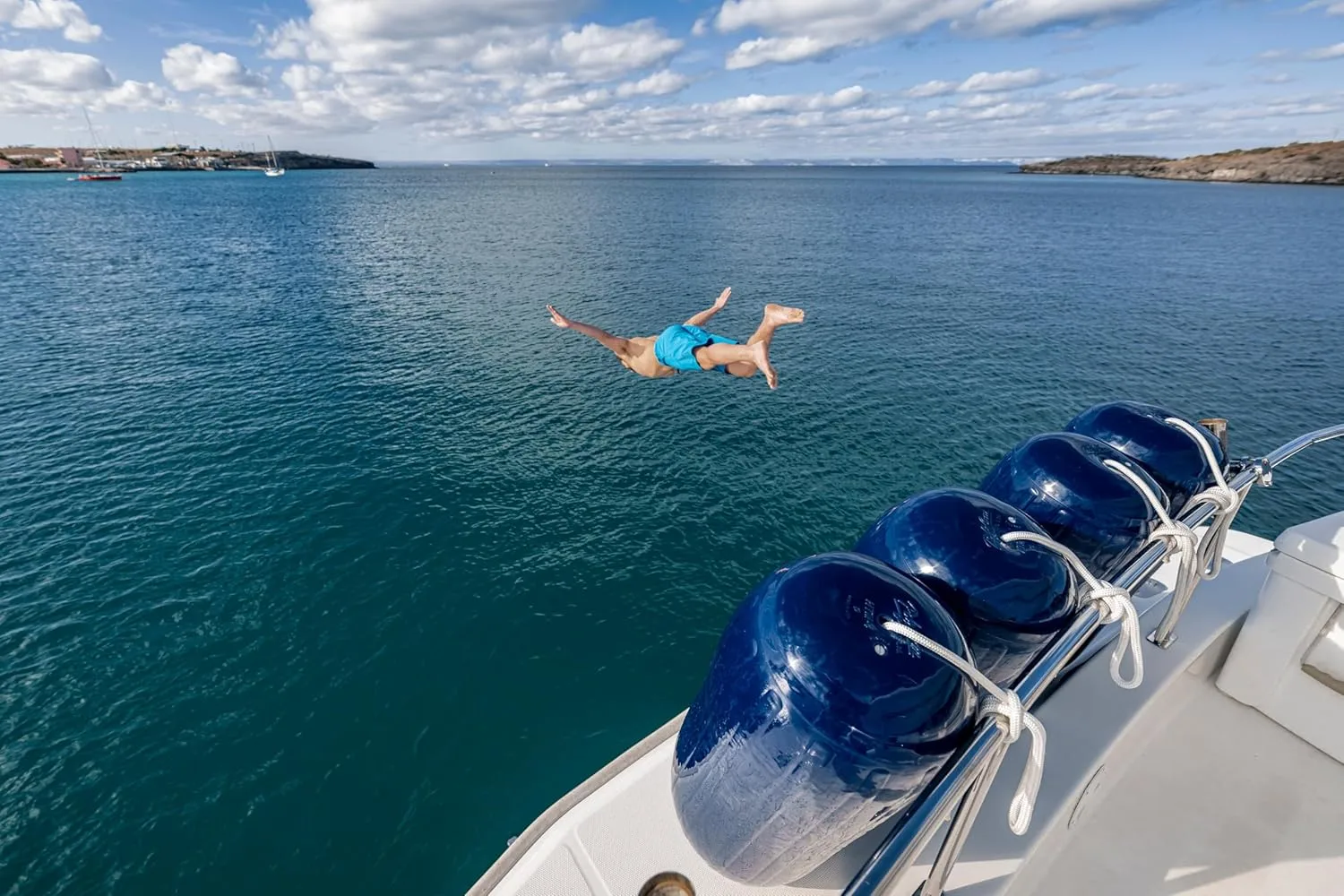 Polyform HTM-Series Boat Fenders Black HTM-2 | 8.5 x 20.5 in.