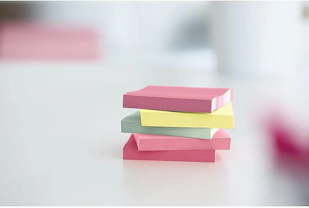 Post-it Pop-up Notes, 3x3 in, 12 Pads, America's 1 Favorite Sticky Notes, Beachside Café Collection, Pastel Colors, Recyclable (R330-12AP) 3" x 3"