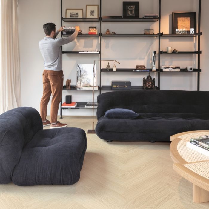 Parchet LVT Quick Step Herringbone Ciro AVHBU40361, 630 x126 x 5+1 mm
