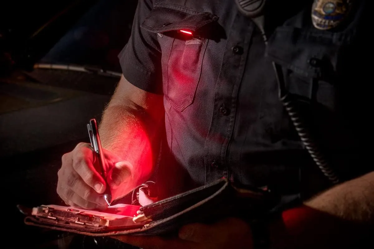 QUIQLITE QX2 Hands-Free LED Pocket Light, 20–200 Lumens, USB‑C Rechargeable, Aluminum Housing