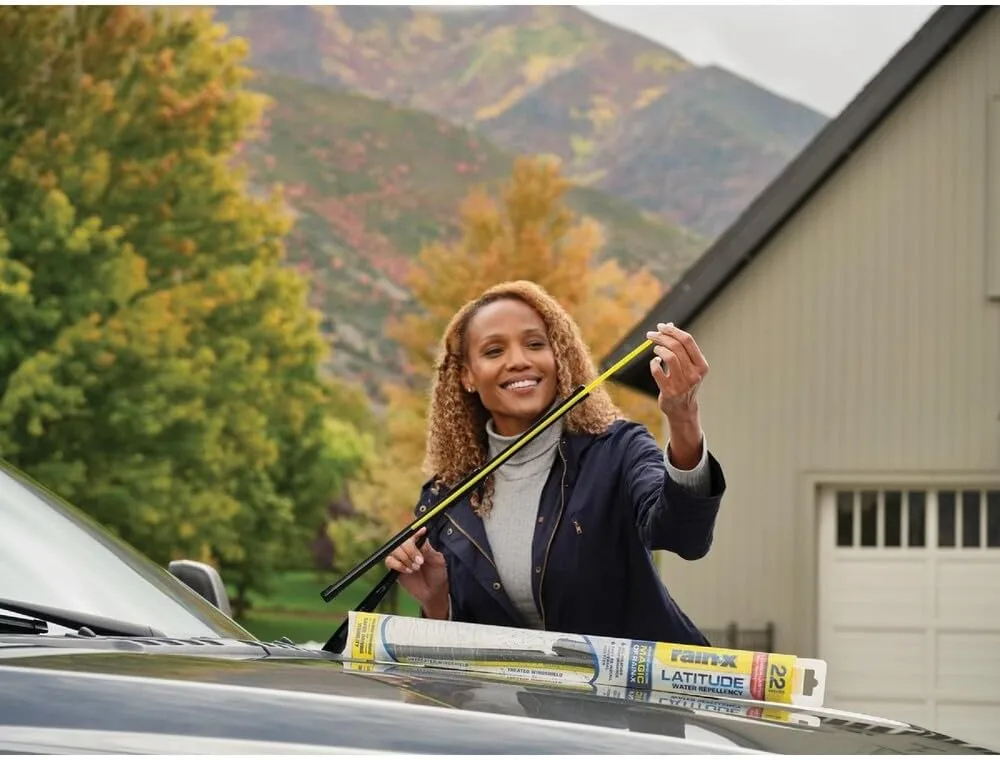 Rain-X Latitude Water Repellency Wiper Blade