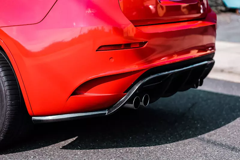 2009β2014 BMW E71 X6M VS Style Carbon Fiber Rear Diffuser