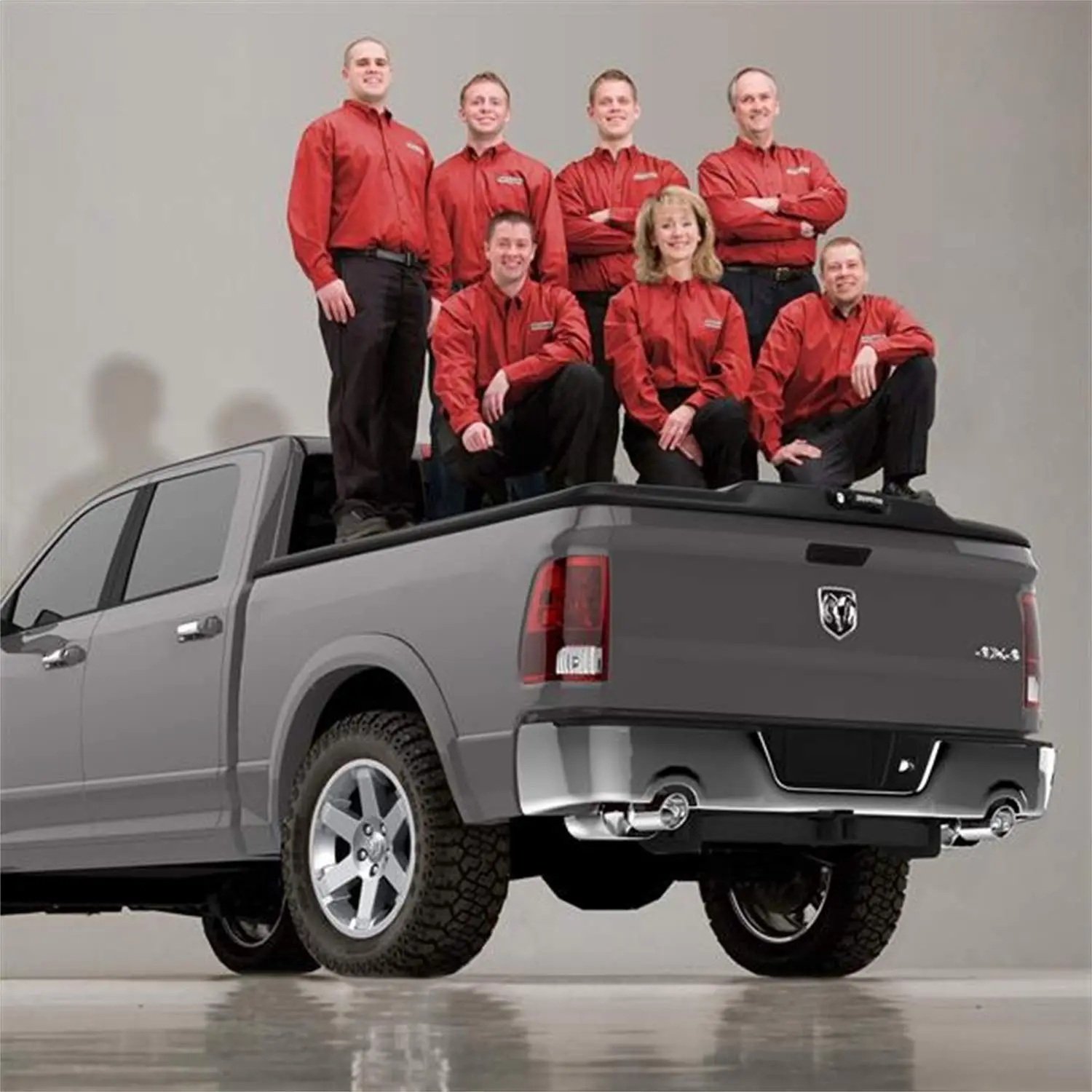 RealTruck UnderCover One-Piece Truck Bed Tonneau Cover - Fits Chevy Silverado 1500