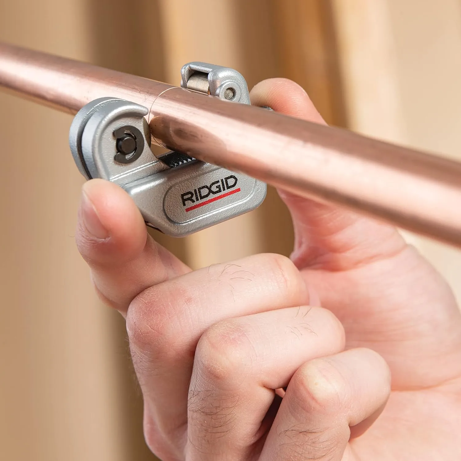 RIDGID 32975 Model 103 Close Quarters Tubing Cutter, 1/8-inch to 5/8-inch Tube Cutter , Silver , Small Small Cutter