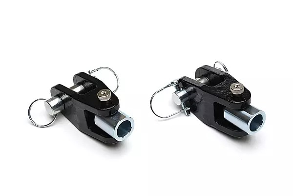 Roadmaster 035-1 Pair of Steel Off Road Towbar Adapters fits Bumpers with 1" Thick 'D' Tab | Durable Powder Coat | Heavy Duty | Easy Installation
