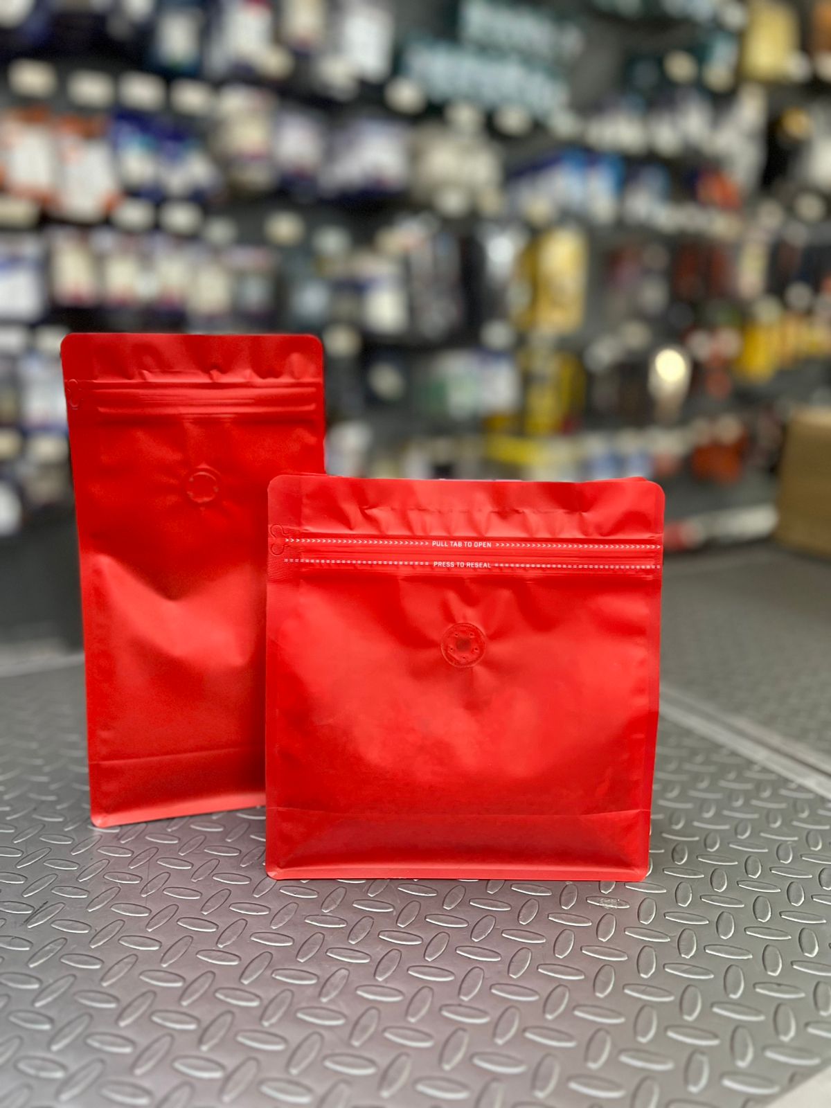 Bolsa para Cafe Ancha 1lb con Ziplock y Filtro Roja