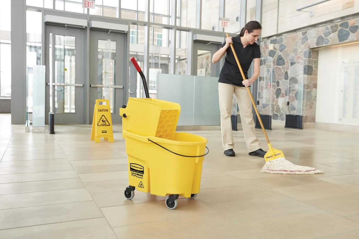 Rubbermaid WaveBrake 35 Qt Side-Press Mop Bucket & Wringer Combo - Yellow