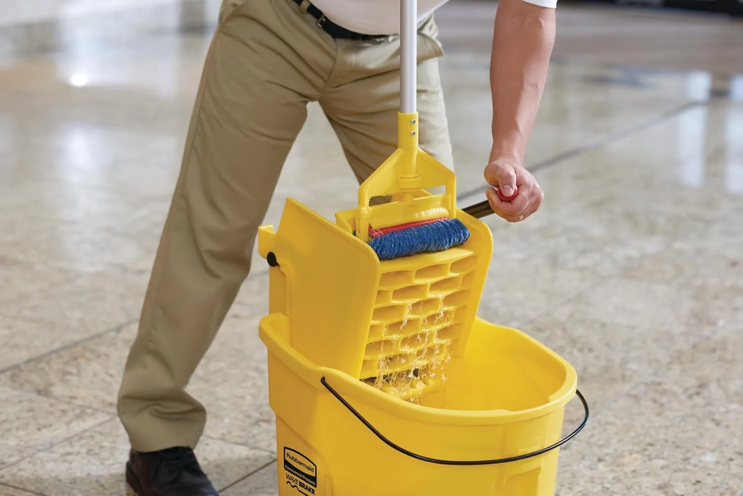 Rubbermaid WaveBrake 35 Qt Side-Press Mop Bucket & Wringer Combo - Yellow