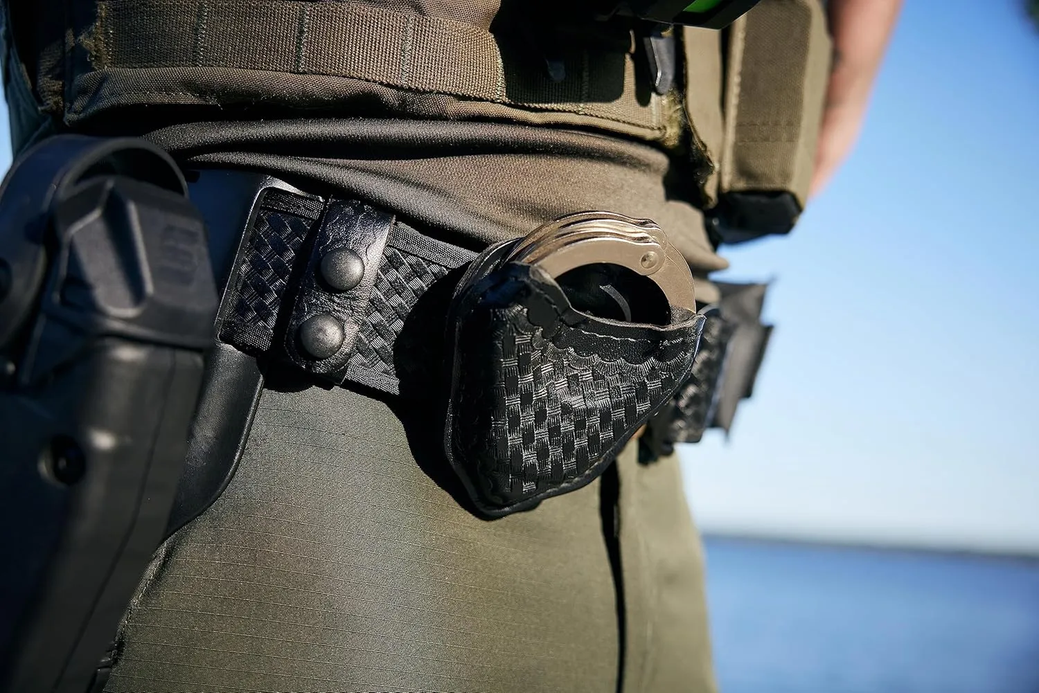 Safariland 090 Open Top Handcuff Case for Duty Belts