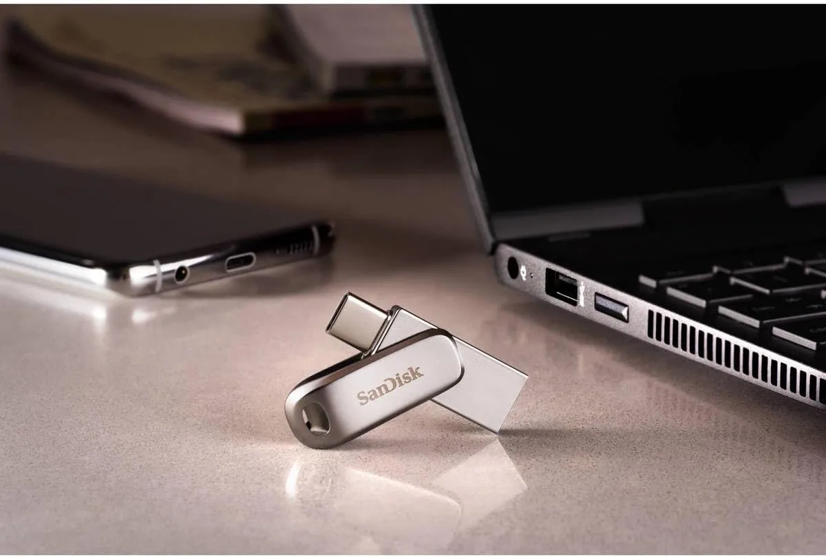 SanDisk 64GB Ultra Dual Drive Luxe USB Type-C Flash Drive