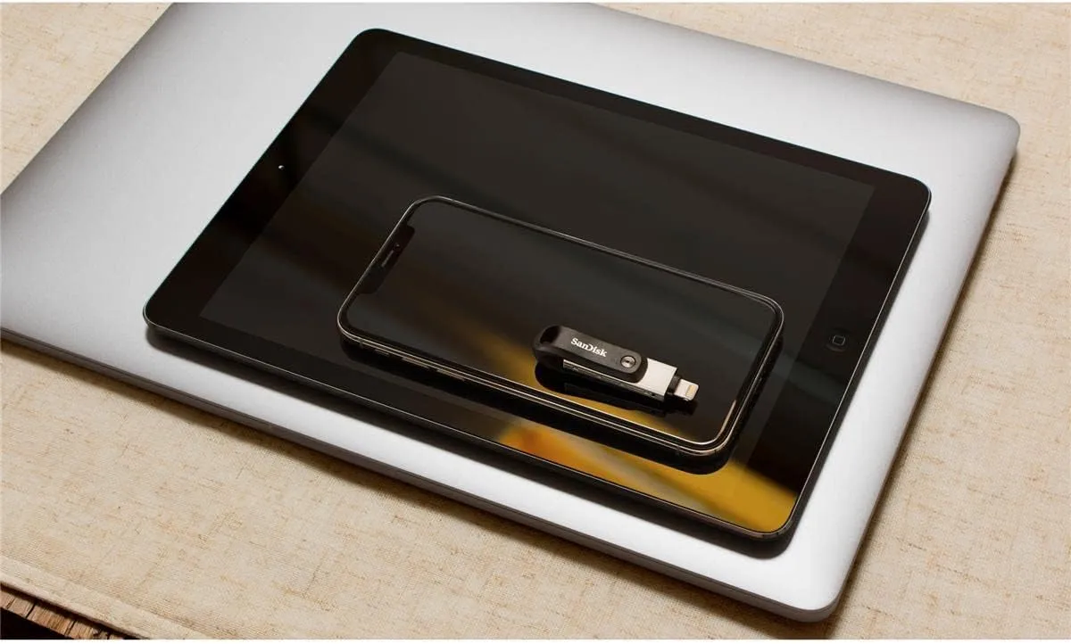 SanDisk iXpand™ Flash Drive Go 128GB