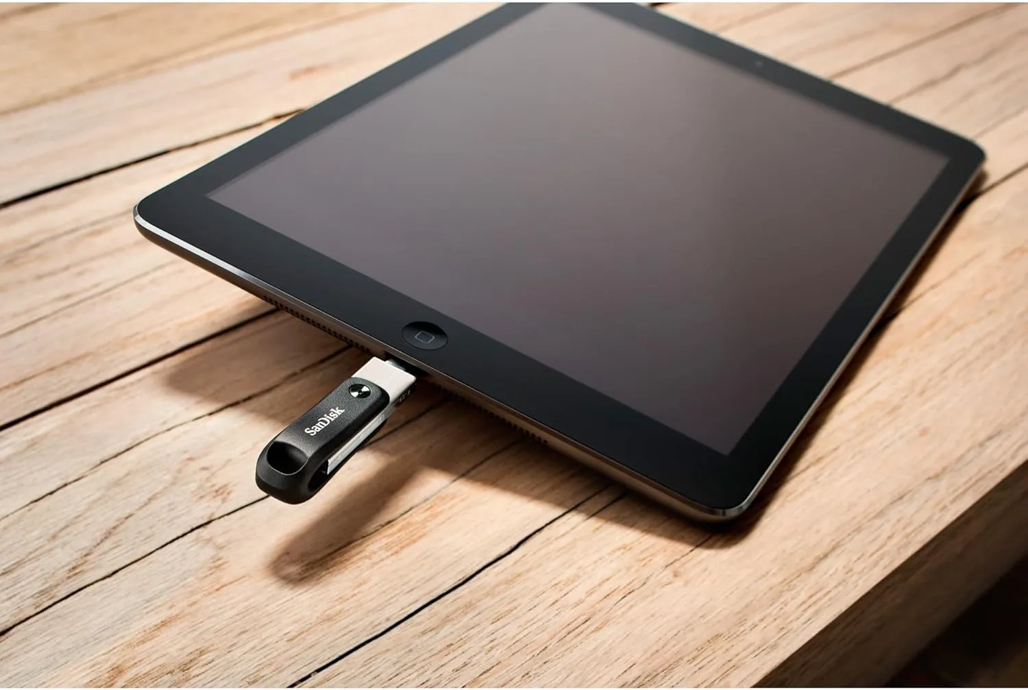 SanDisk iXpand Flash Drive Go for Your iPhone - 256 GB - USB 3.0 Type A, Lightning - 1 Year Warranty
