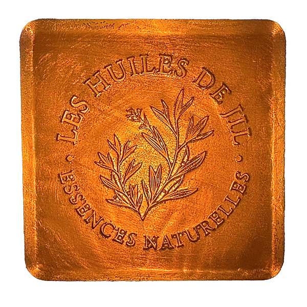 Savon à l'huile essentielle de Bois de Hô