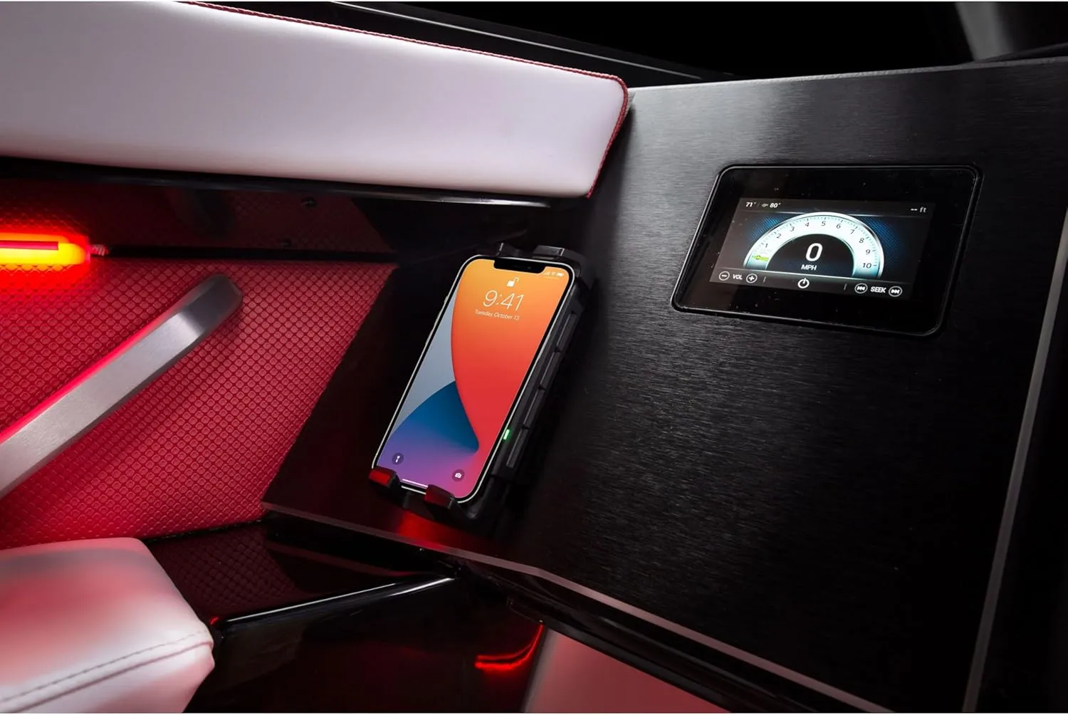 Scanstrut SC-CW-04G Active 15W Waterproof Wireless Phone Charging Mount 12/24V