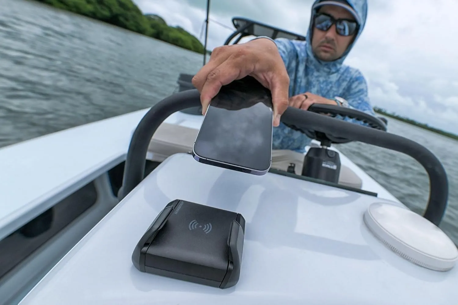ROKK Wireless - Nano 10W. Waterproof Wireless Compact Phone Charging Mount 12/24V Available Q1 2023