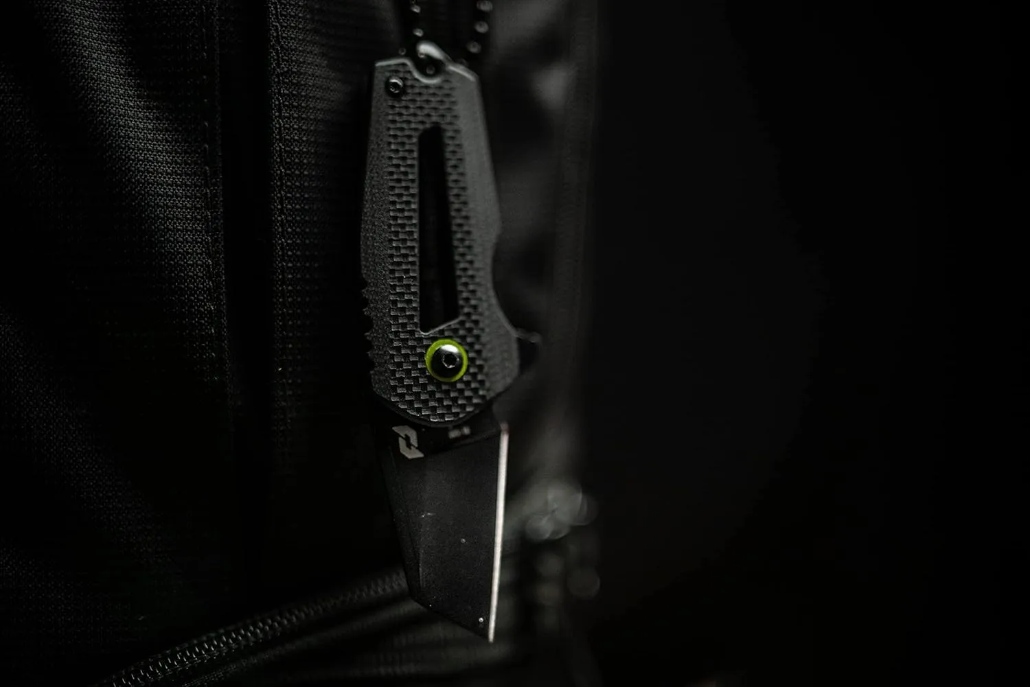 Schrade Delta Class Roadie Folder 3.75in with 1.5in AUS-10 Steel Blade and G10/Steel Handle for EDC