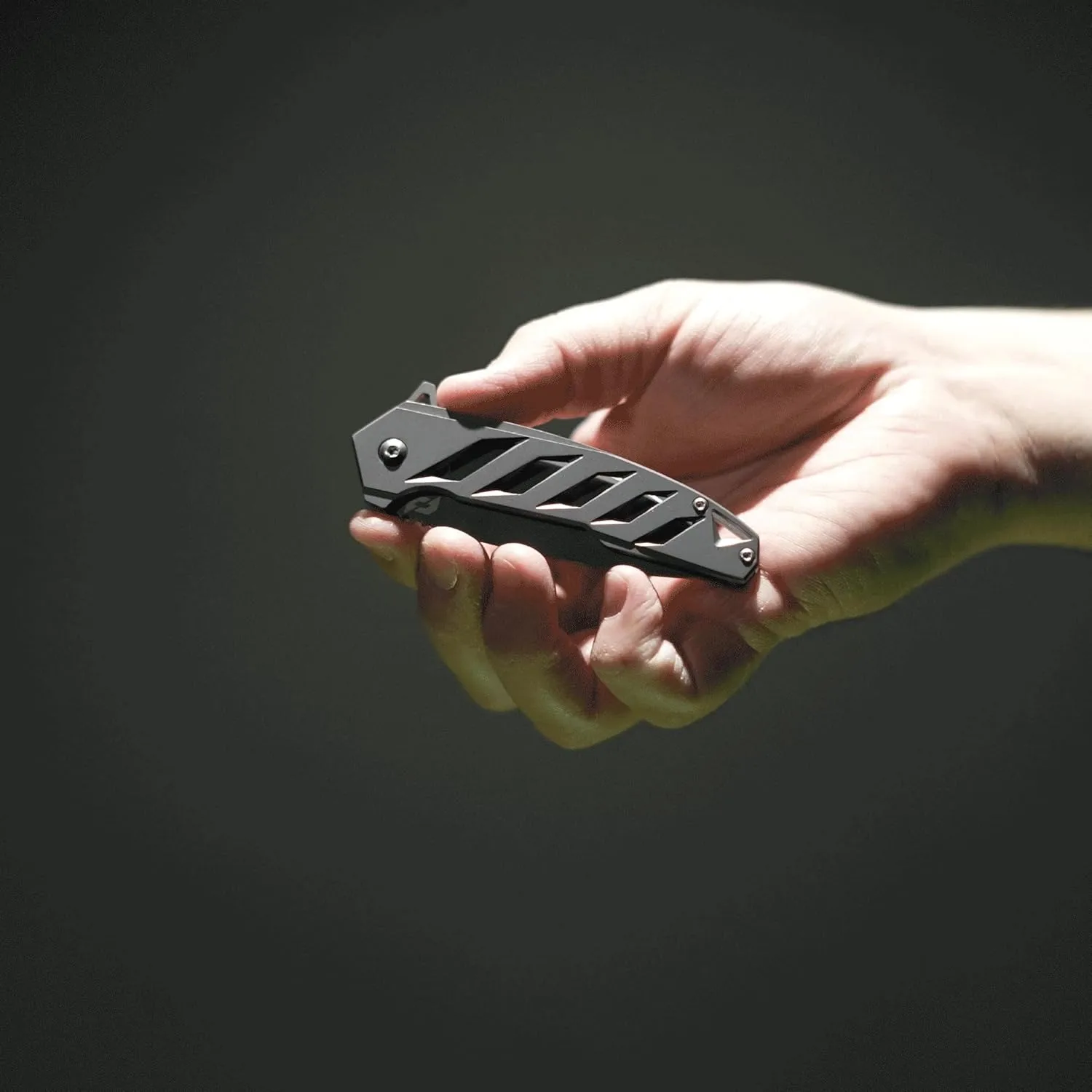 Schrade Delta Class Ventricle Folder 7in with 3in AUS-10 Steel Blade and Aluminum Handle for EDC
