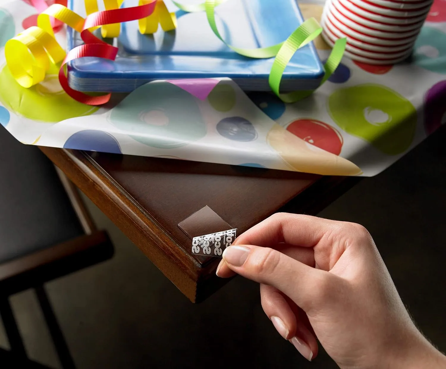SCOTCH Restickable Mounting Dots & Squares, Clear