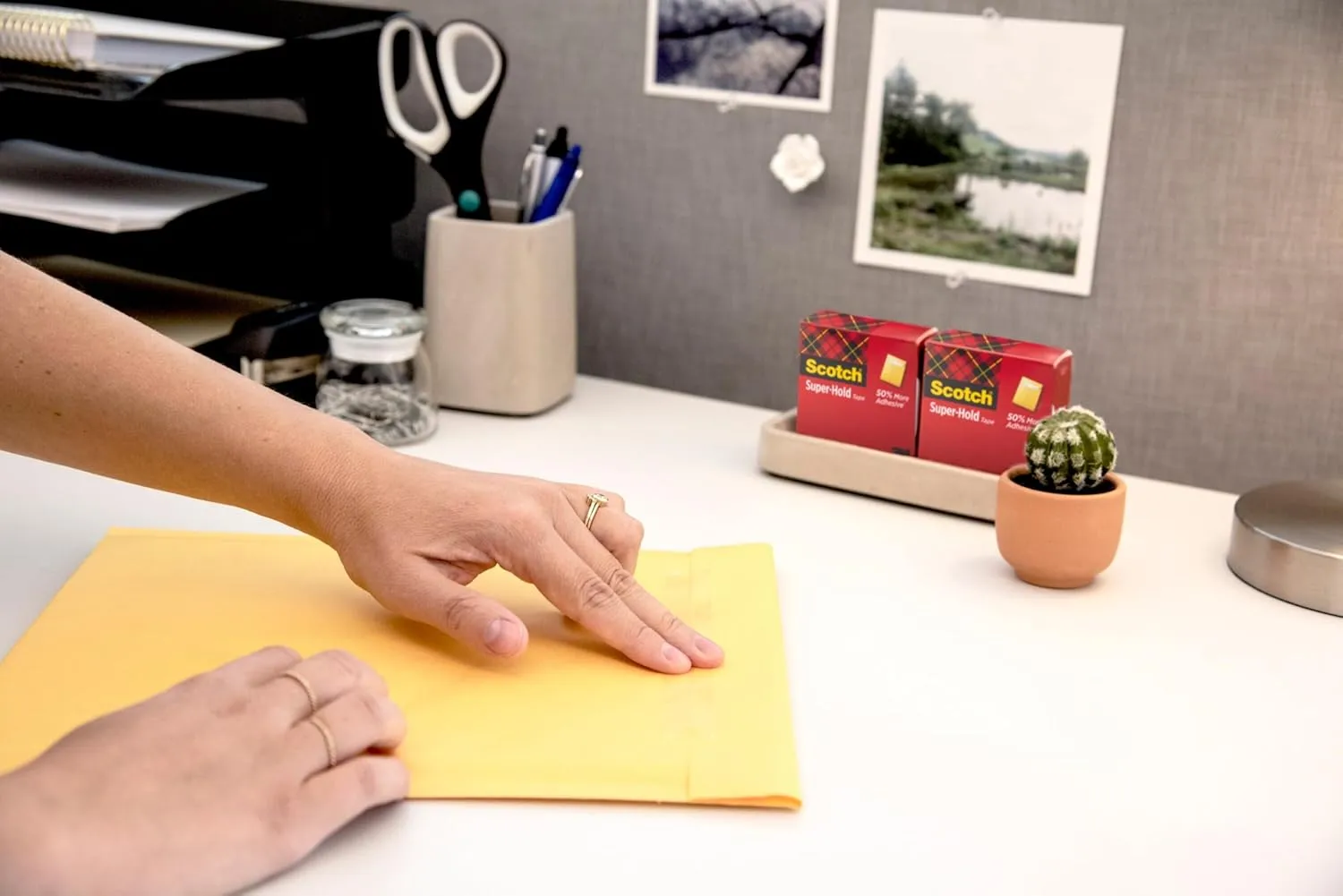 SCOTCH Super-Hold Tape