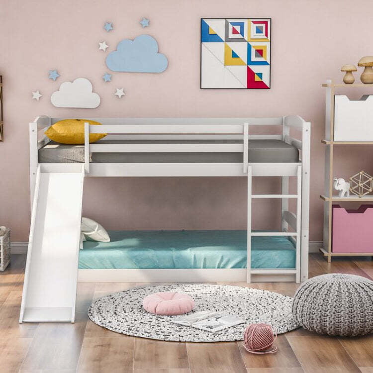 White Kids Bunk Bed with Slide and Ladder – Space-Saving Fun Design White Kids Bunk Bed with Slide and Ladder – Space-Saving Fun Design