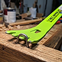 21″ T-Rex Ripper Staple & Nail Extractor