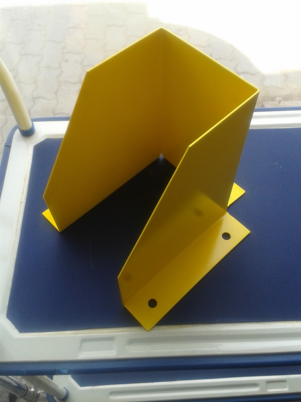 Safety Barrier 230cmL x 60cmHT x 3"