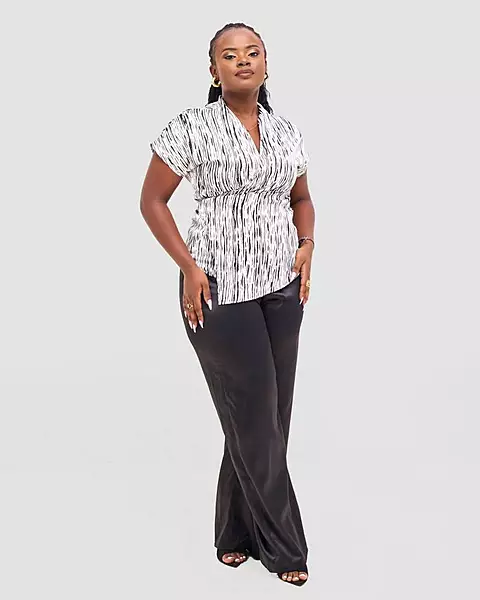 Silk House Collection Koa Top - Black / White Print